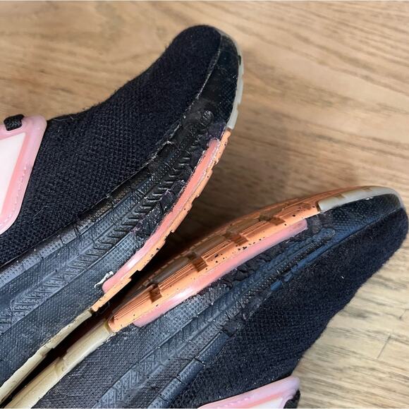 adidas Women’s UltraBoost Light ‘Black Beam Pink’ Running Shoe Athletic Size 7.5 - Picture 13 of 13